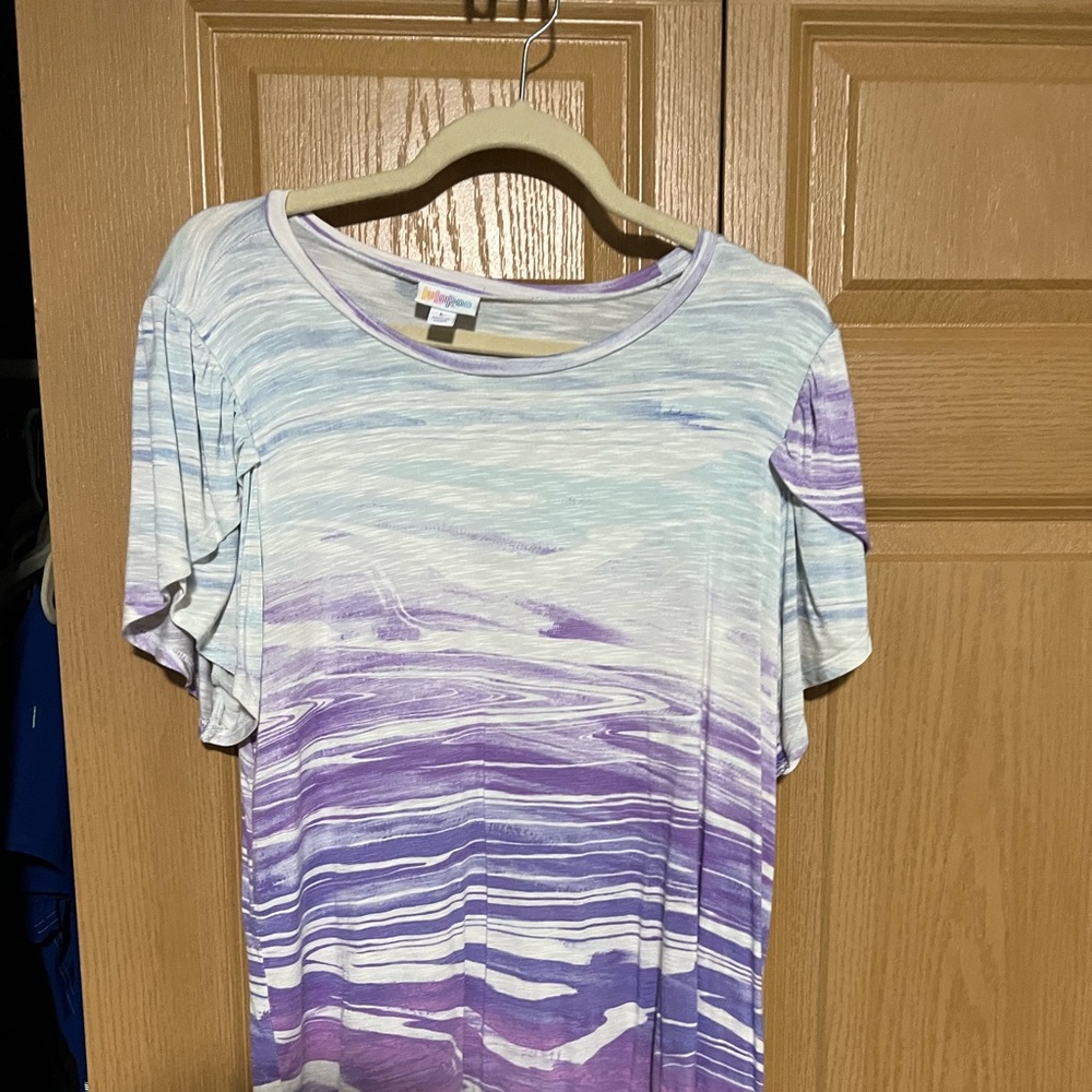 Large Lularoe top super soft